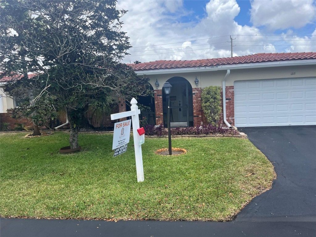 Photo of 1271 NW 44th Street, Deerfield Beach, FL 33064 (MLS # F10492240)