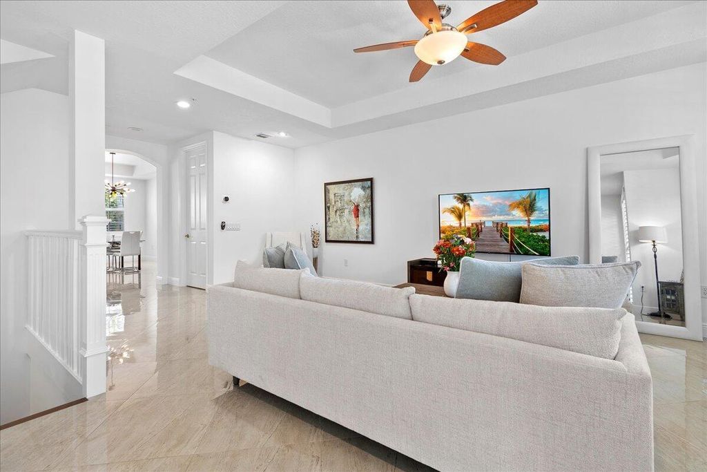 Photo of 11780 Valencia Gardens Avenue, Palm Beach Gardens, FL 33410 (MLS # R10938317)