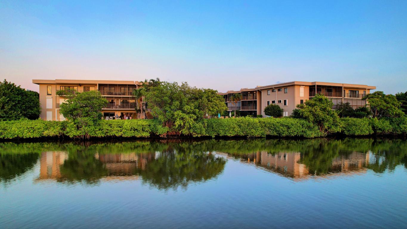 SOUTHGATE CONDO - Residential