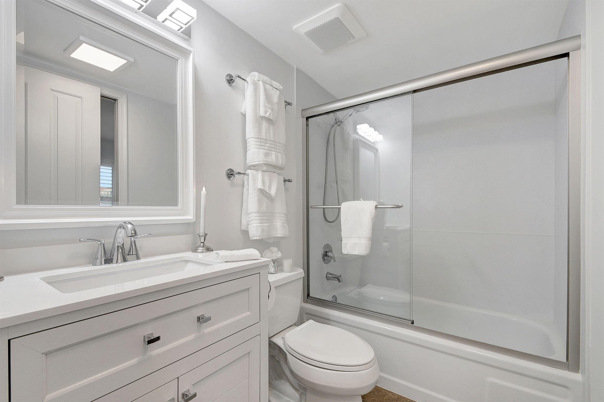 SOUTHGATE CONDO - Residential