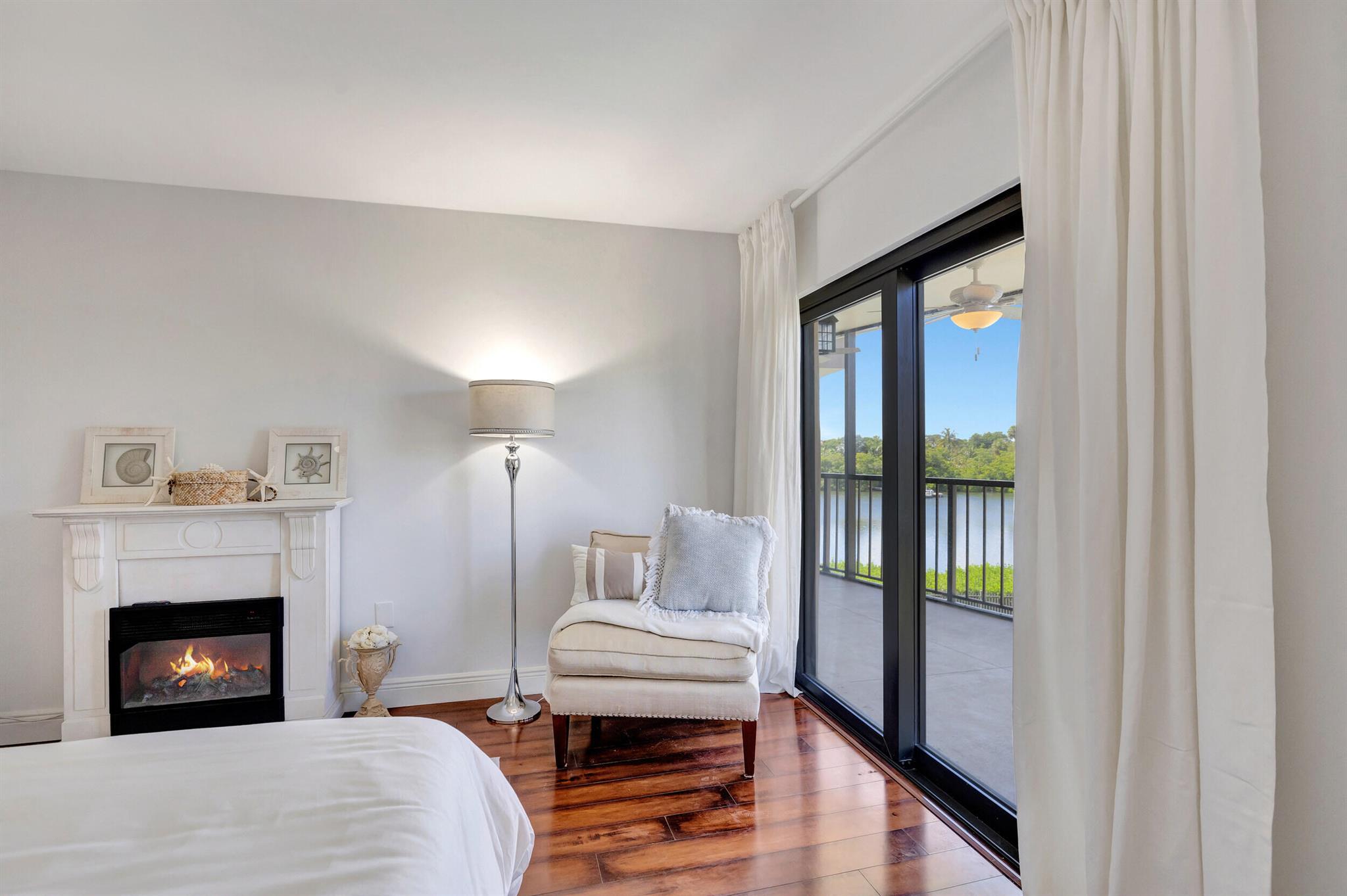 SOUTHGATE CONDO - Residential