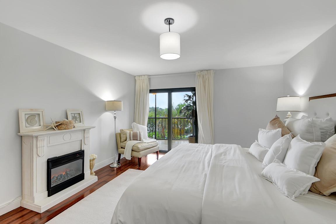 SOUTHGATE CONDO - Residential