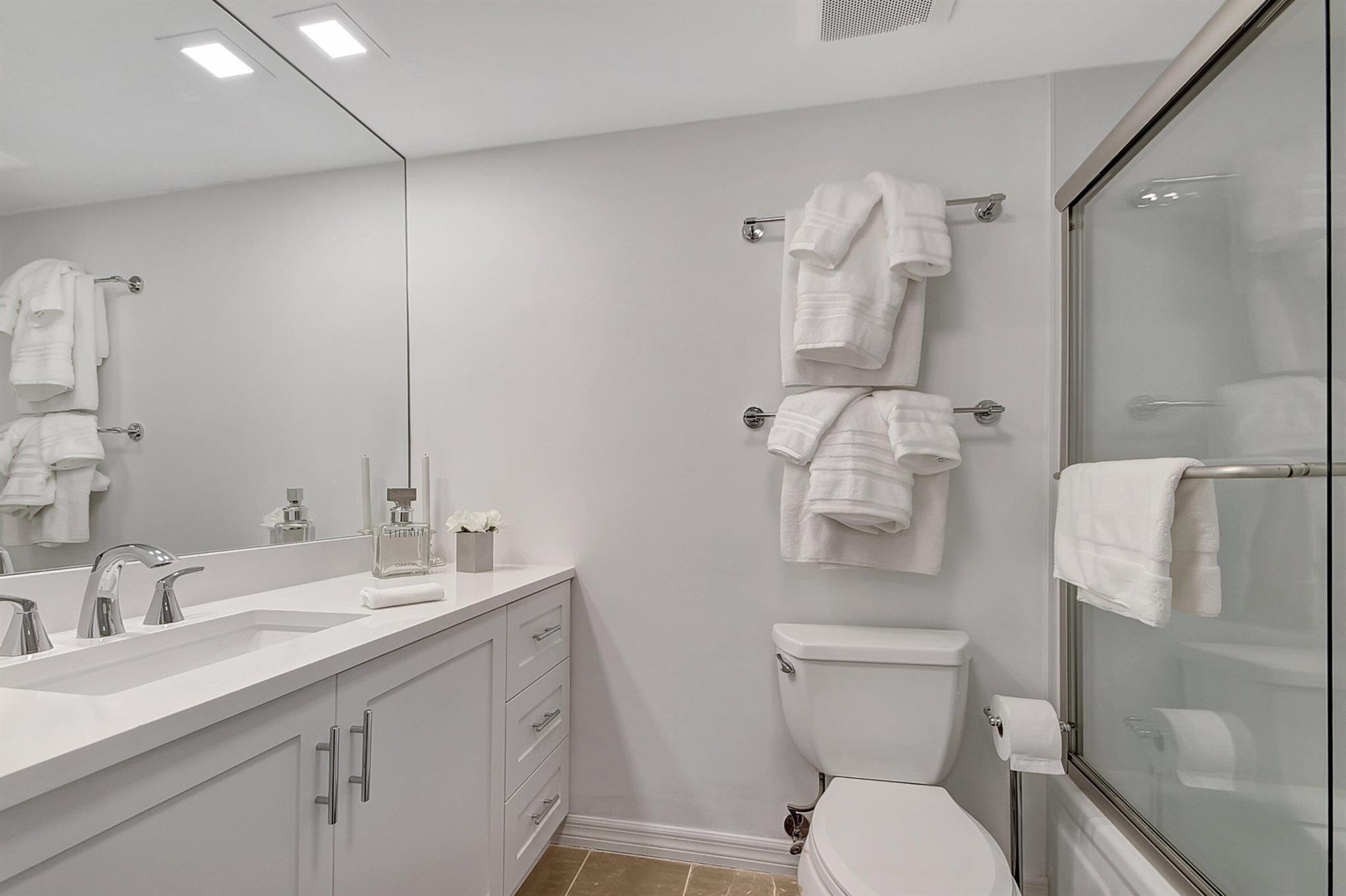 SOUTHGATE CONDO - Residential
