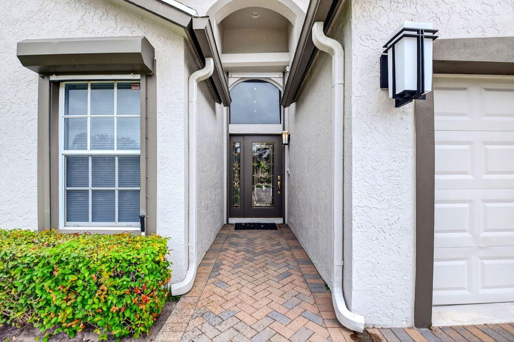 Photo of 5067 Robino Circle, West Palm Beach, FL 33417 (MLS # B26011065)