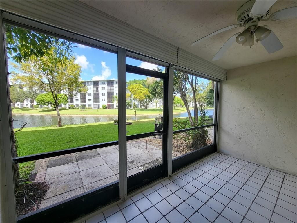 Photo of 2217 Cypress Island Dr Dr #105, Pompano Beach, FL 33069 (MLS # F10348170)