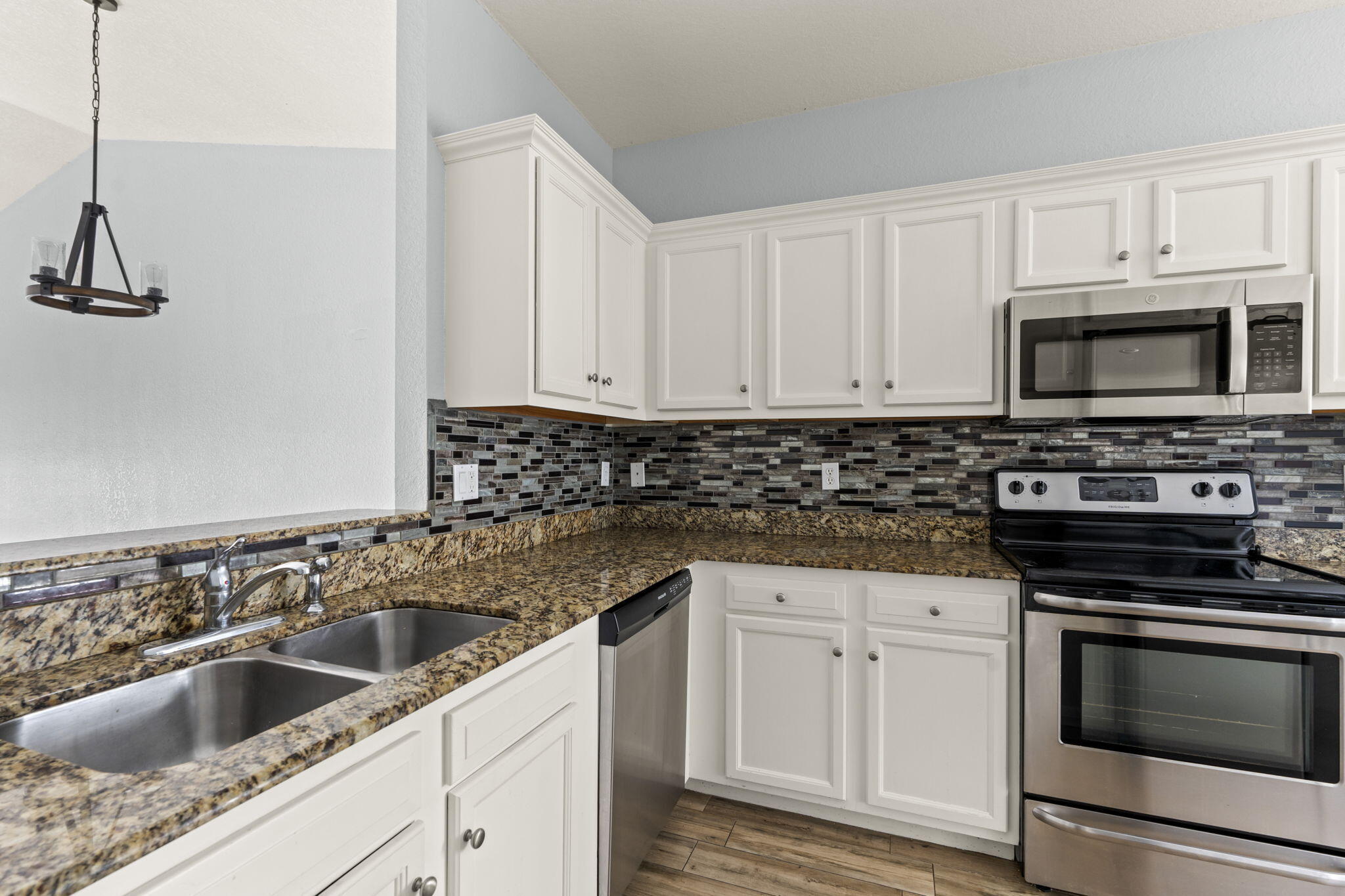 GATOR TRACE CONDOMINIUM 1 - Residential