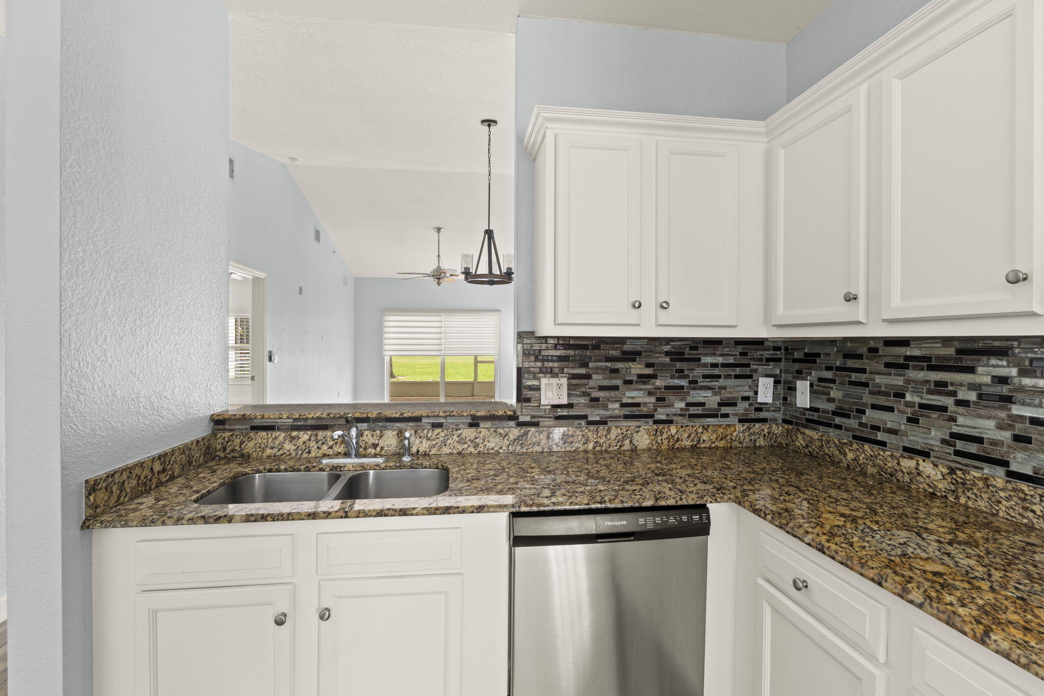 GATOR TRACE CONDOMINIUM 1 - Residential