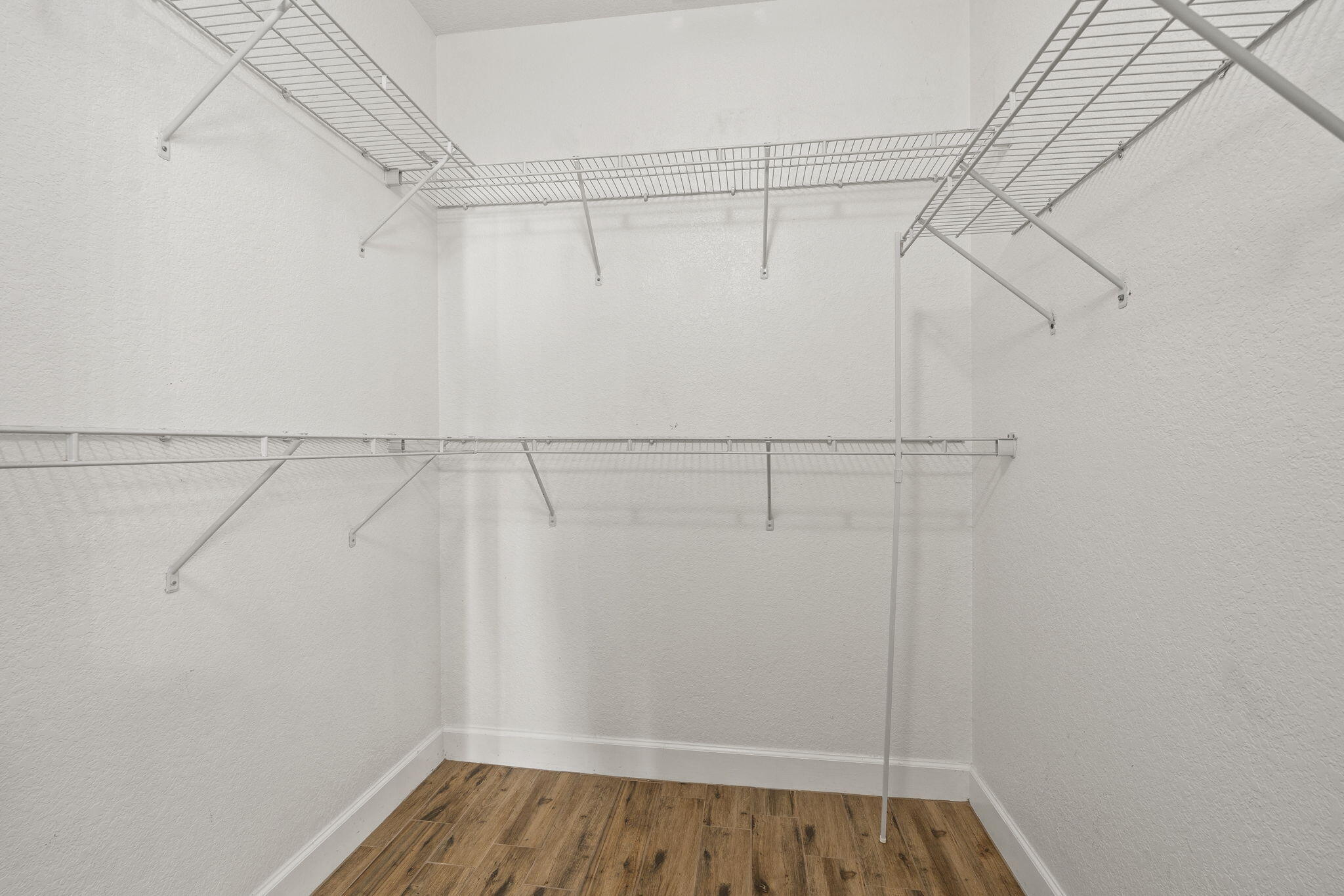 GATOR TRACE CONDOMINIUM 1 - Residential