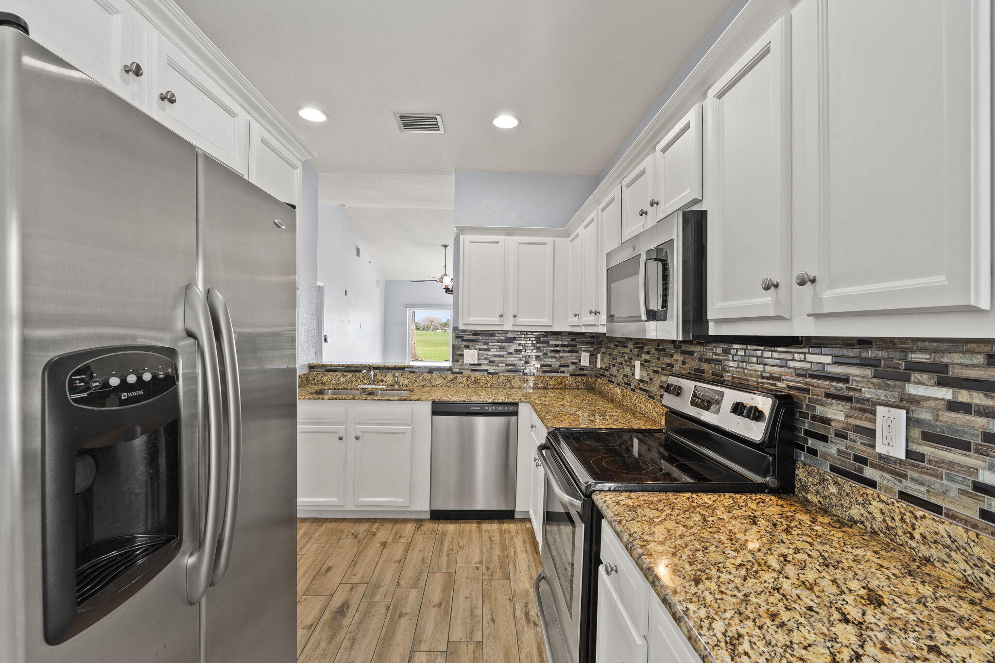 GATOR TRACE CONDOMINIUM 1 - Residential