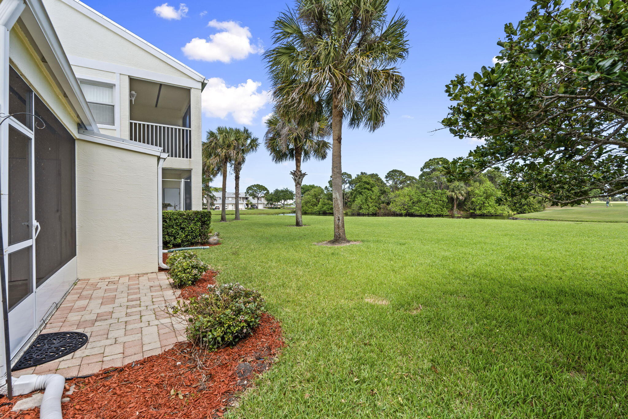 GATOR TRACE CONDOMINIUM 1 - Residential