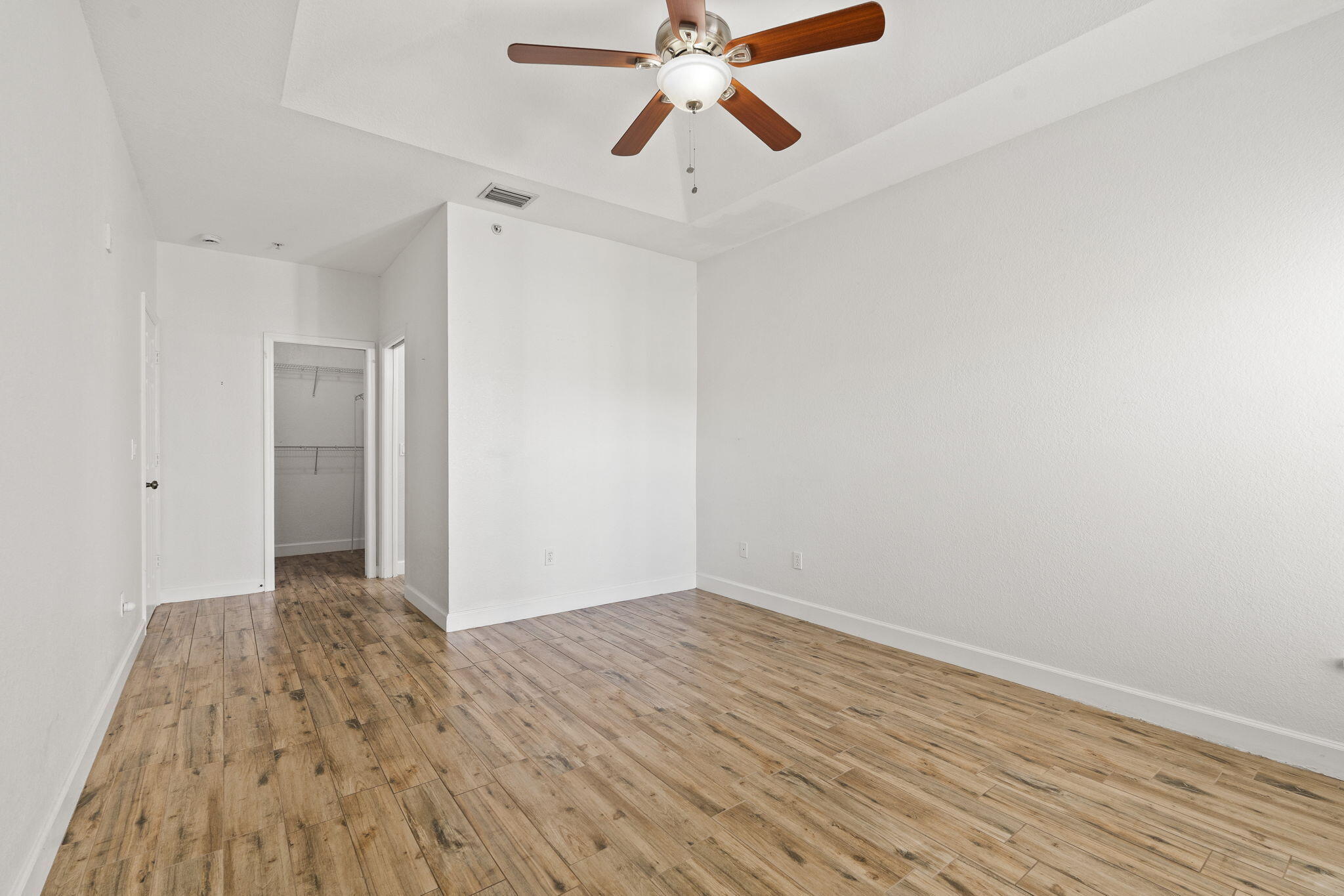 GATOR TRACE CONDOMINIUM 1 - Residential