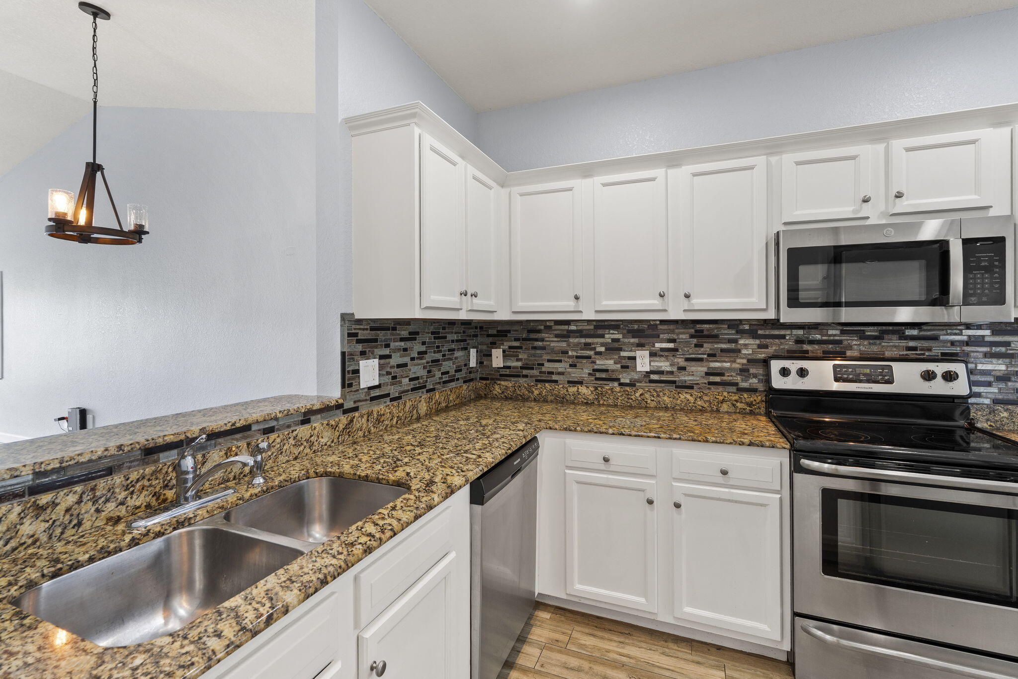 GATOR TRACE CONDOMINIUM 1 - Residential