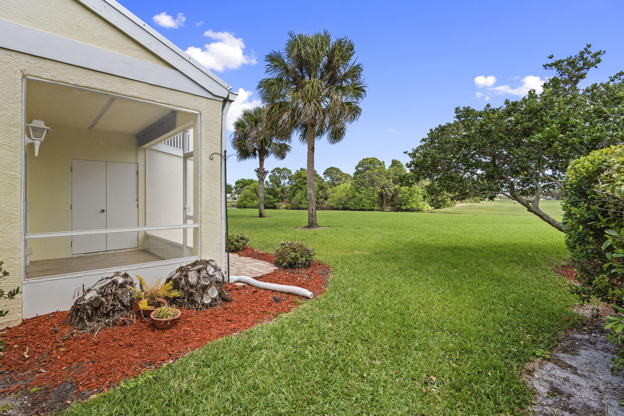 GATOR TRACE CONDOMINIUM 1 - Residential