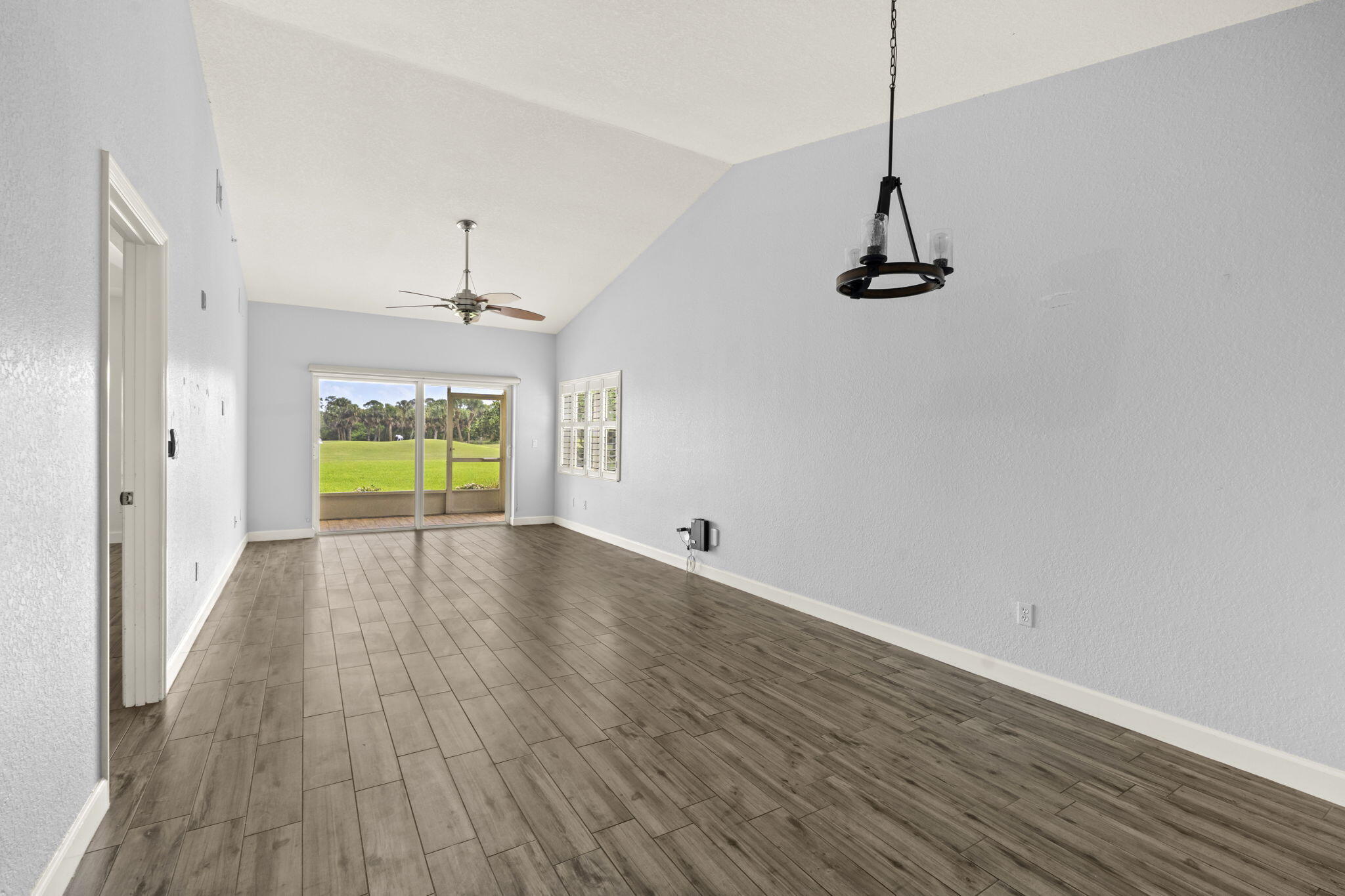 GATOR TRACE CONDOMINIUM 1 - Residential