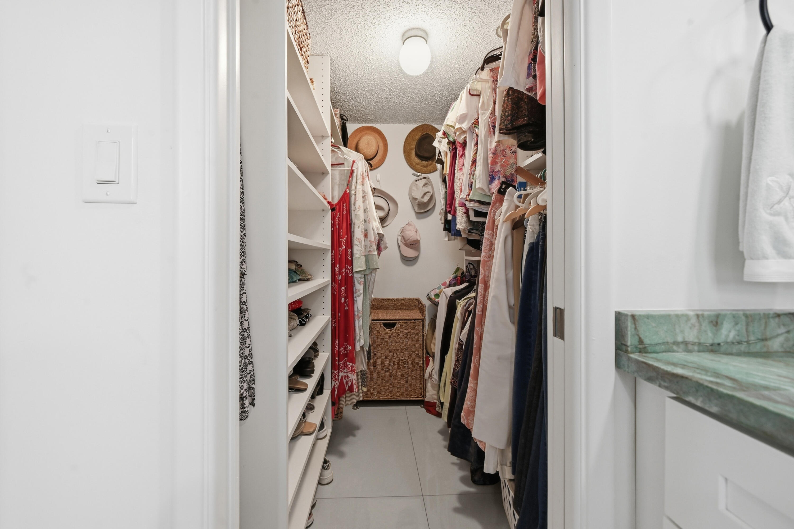 NO 104 PALM-AIRE COUNTRY CLUB - Residential