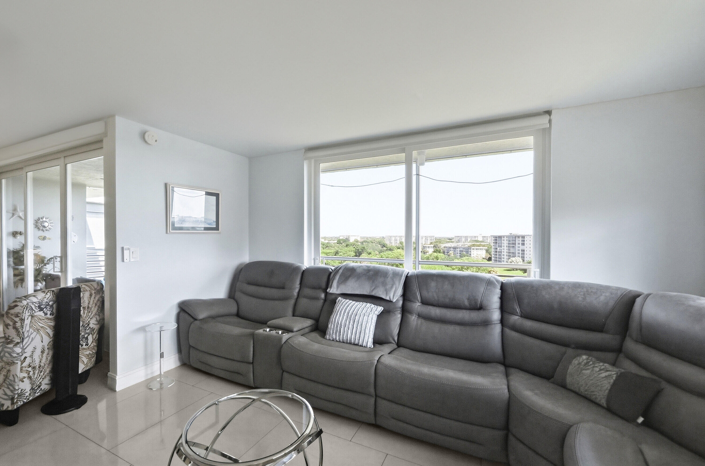 NO 104 PALM-AIRE COUNTRY CLUB - Residential