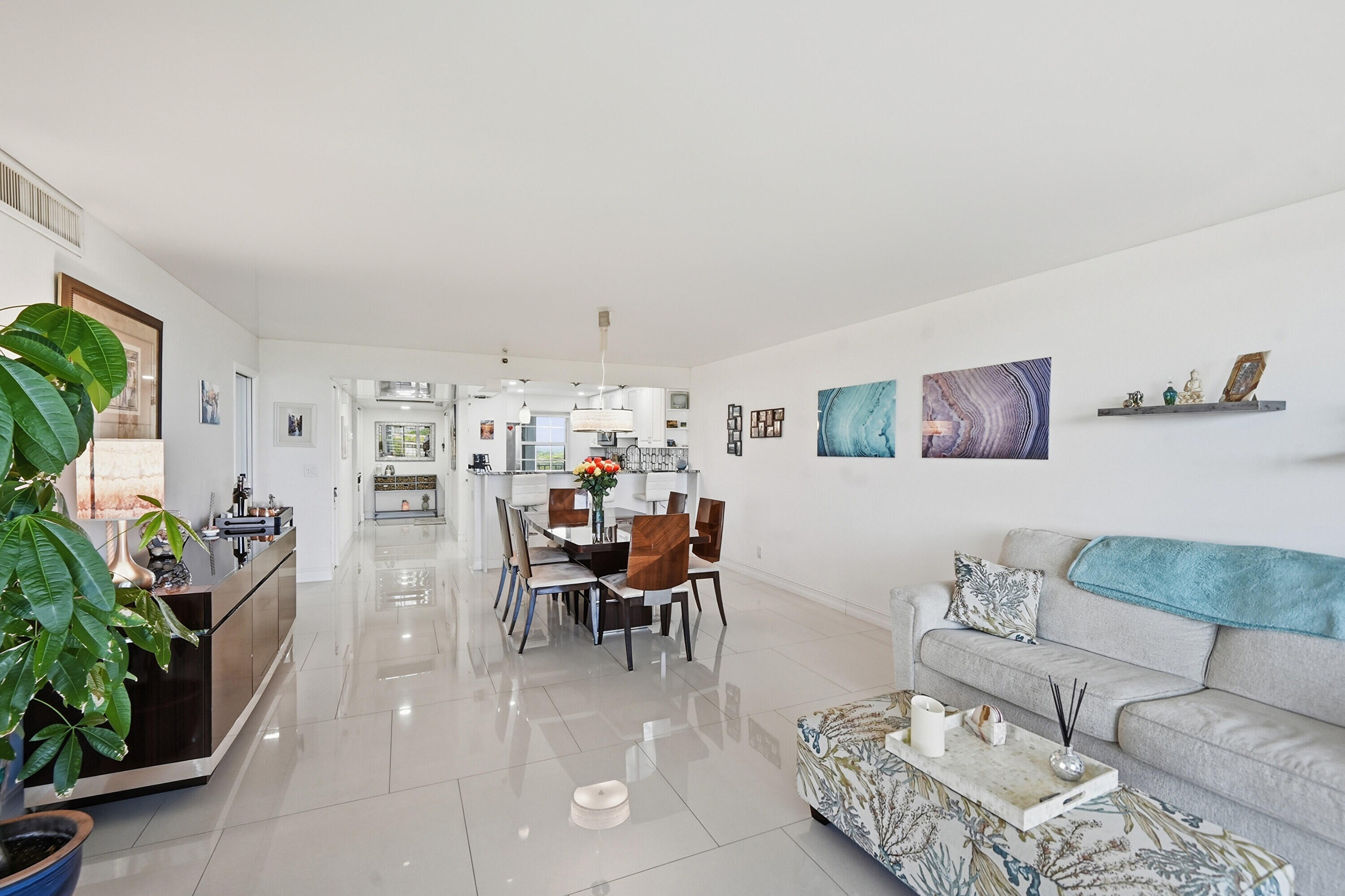 NO 104 PALM-AIRE COUNTRY CLUB - Residential