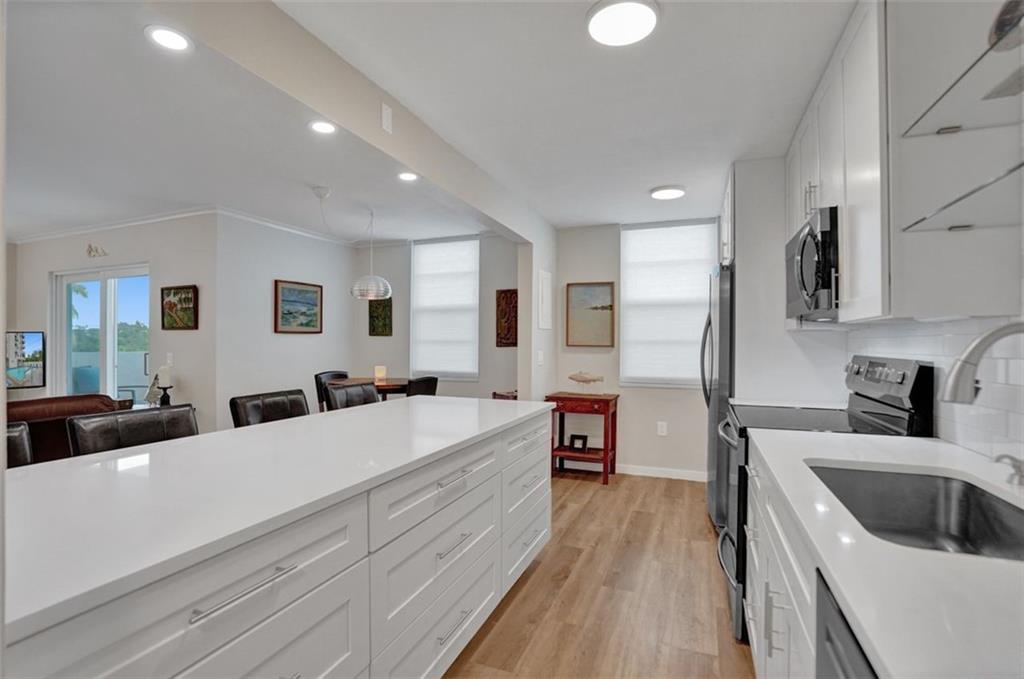 Imperial Point - Residential