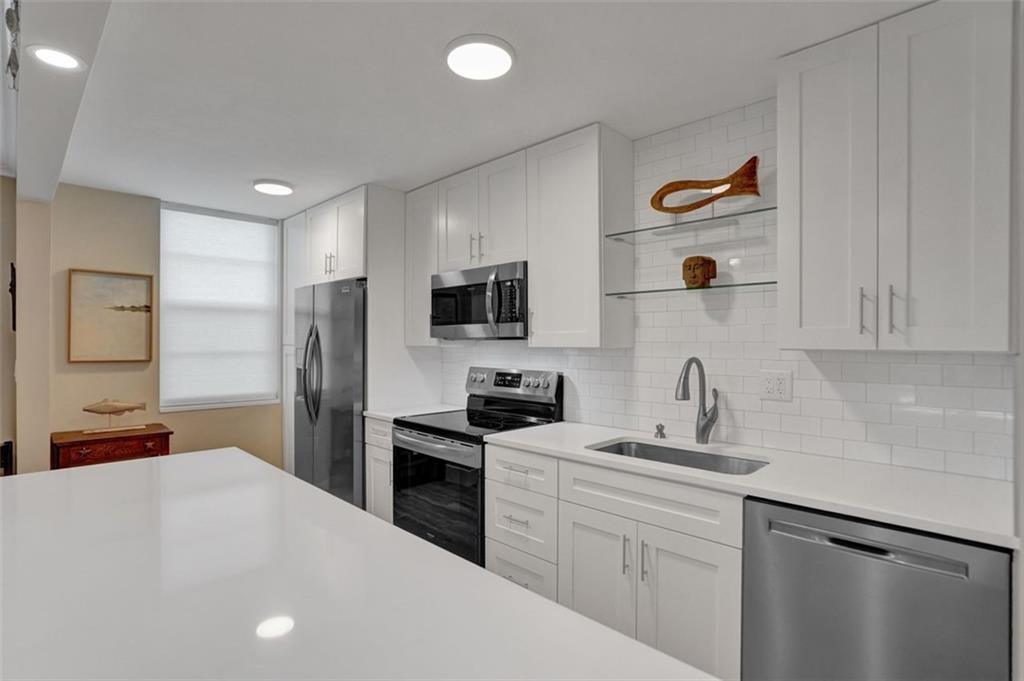Imperial Point - Residential