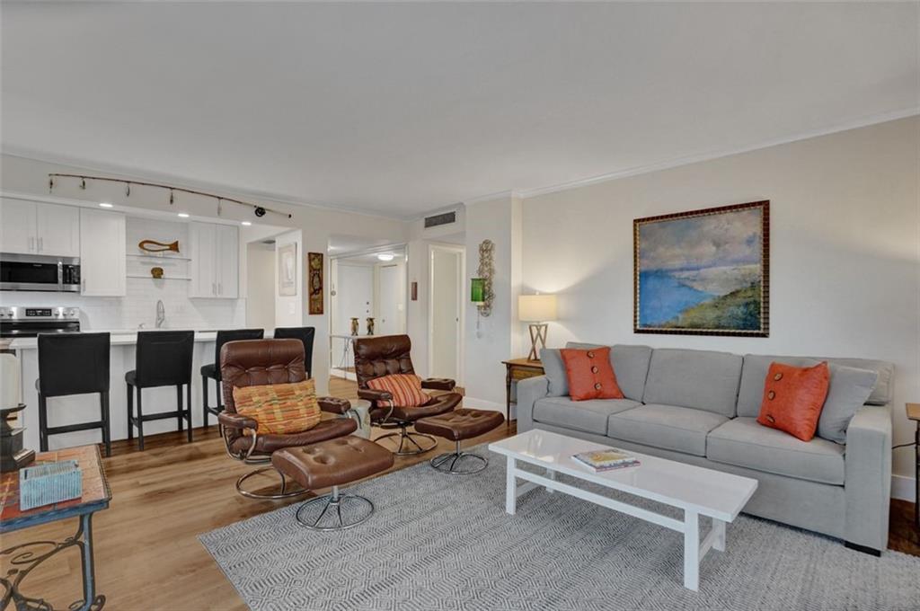 Imperial Point - Residential