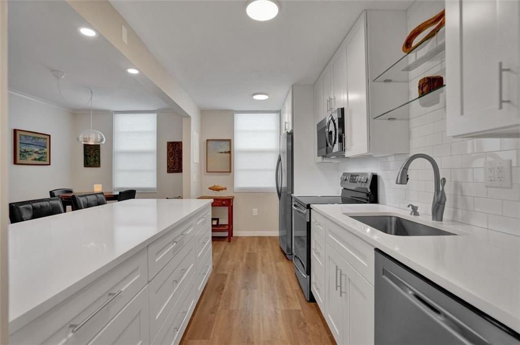 Imperial Point - Residential