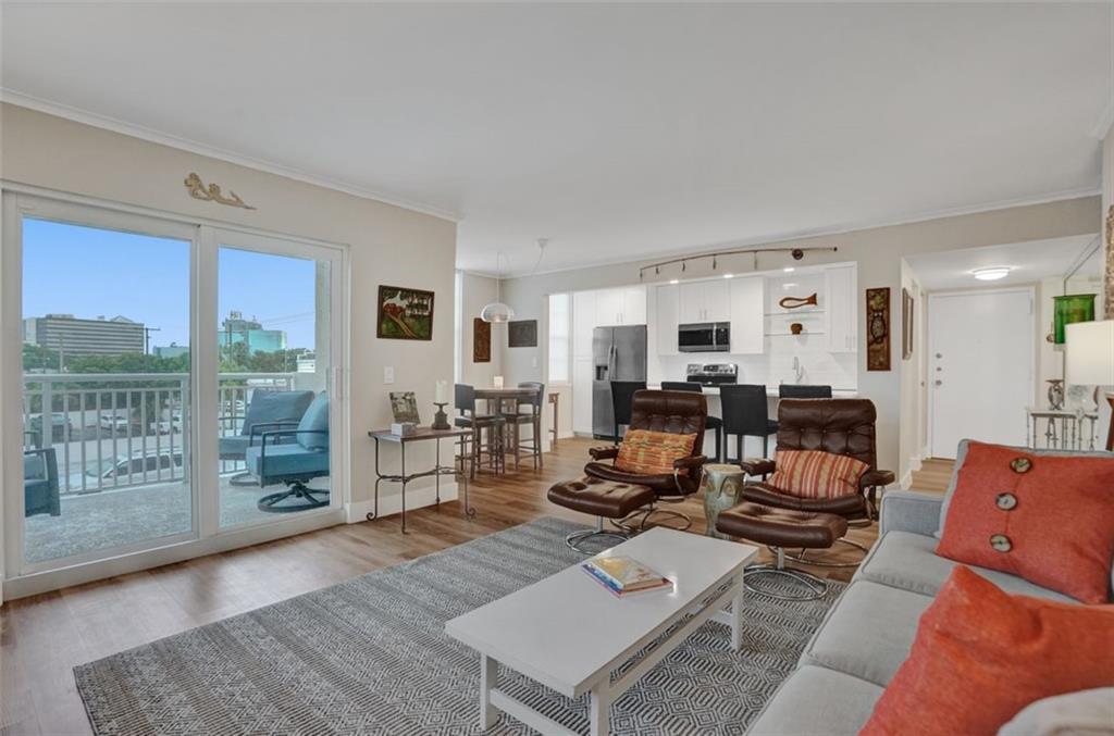 Imperial Point - Residential