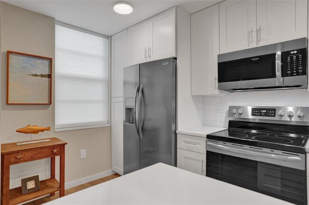 Imperial Point - Residential