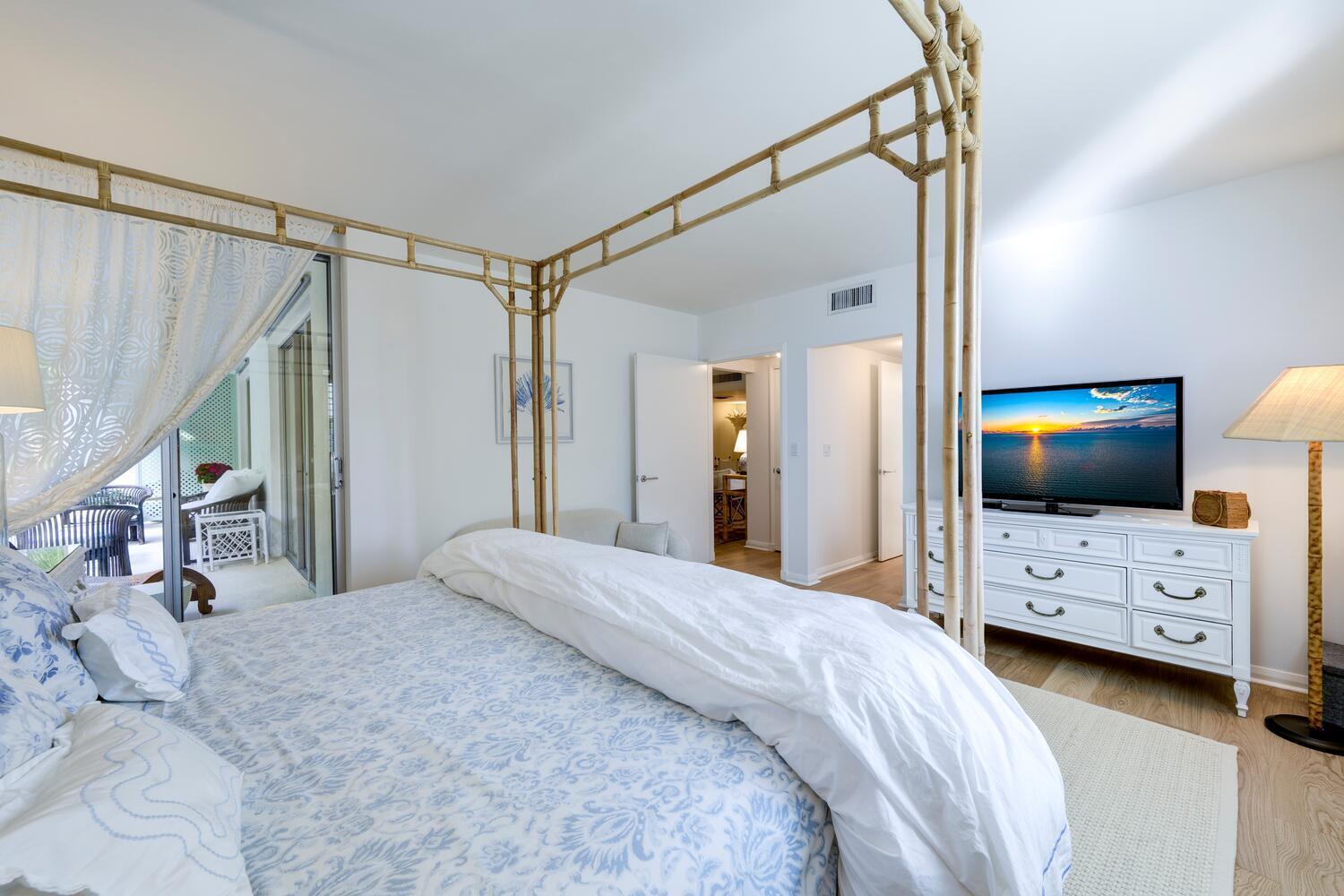 VILLA DEL SUR APTS CONDO - Residential