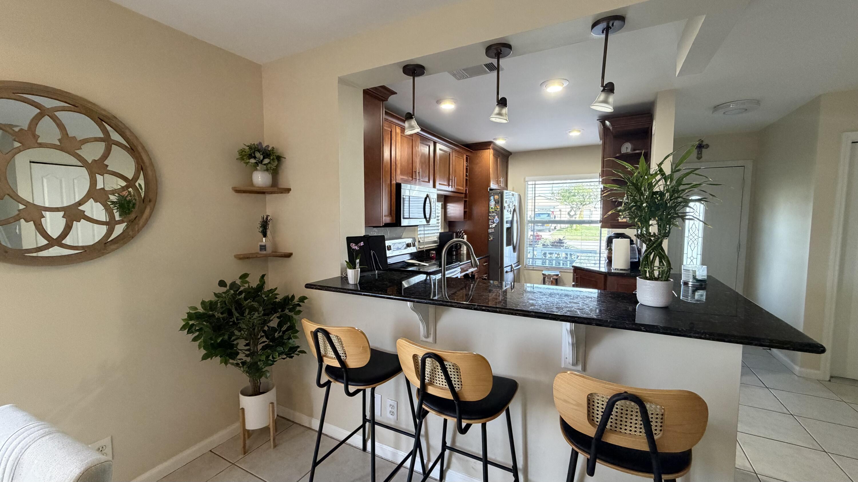 PALM CLUB WEST VILLAGE 2 - Residential