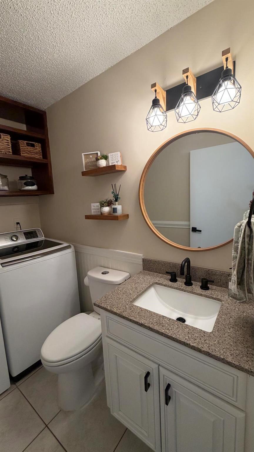 PALM CLUB WEST VILLAGE 2 - Residential