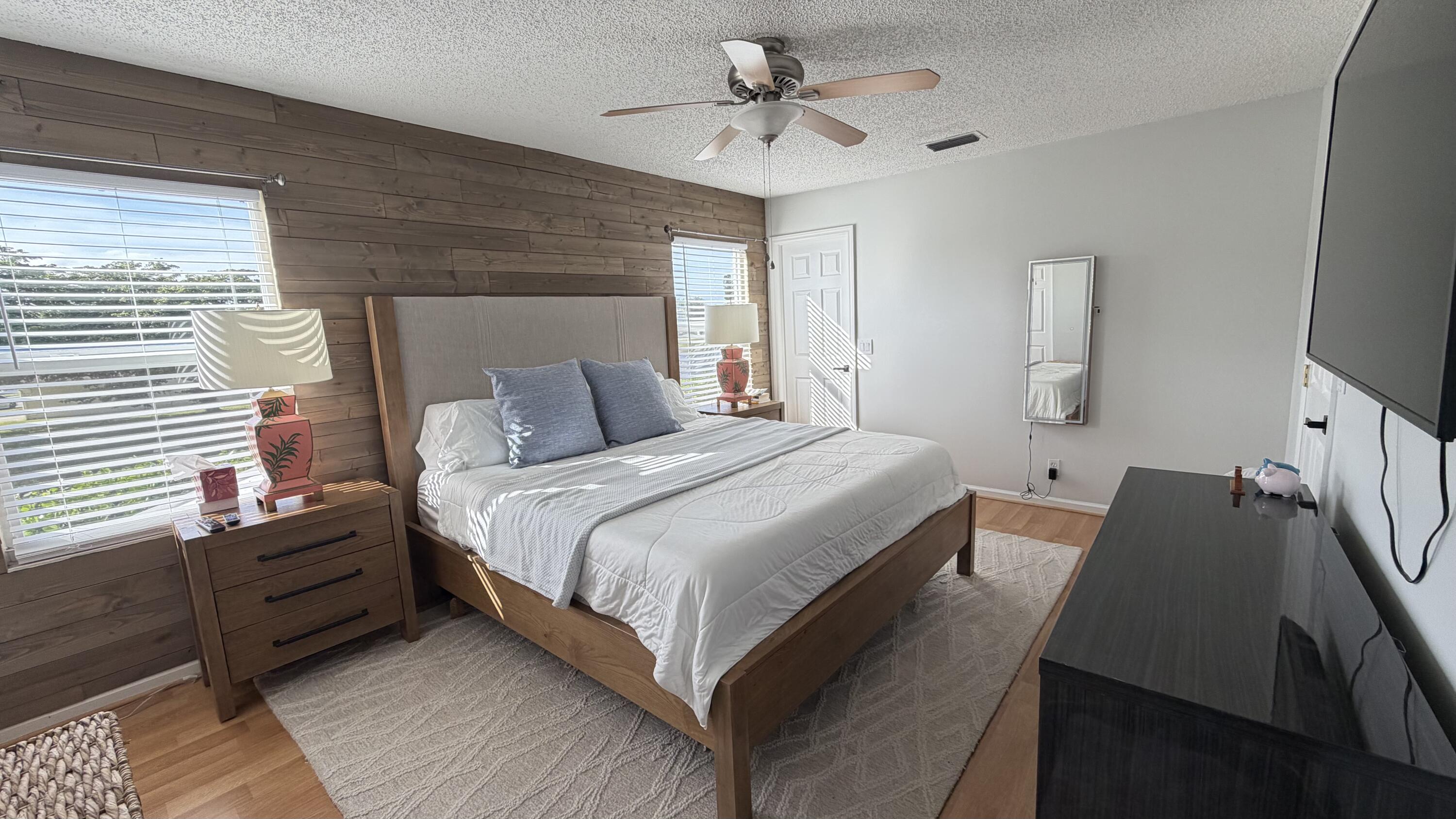 PALM CLUB WEST VILLAGE 2 - Residential