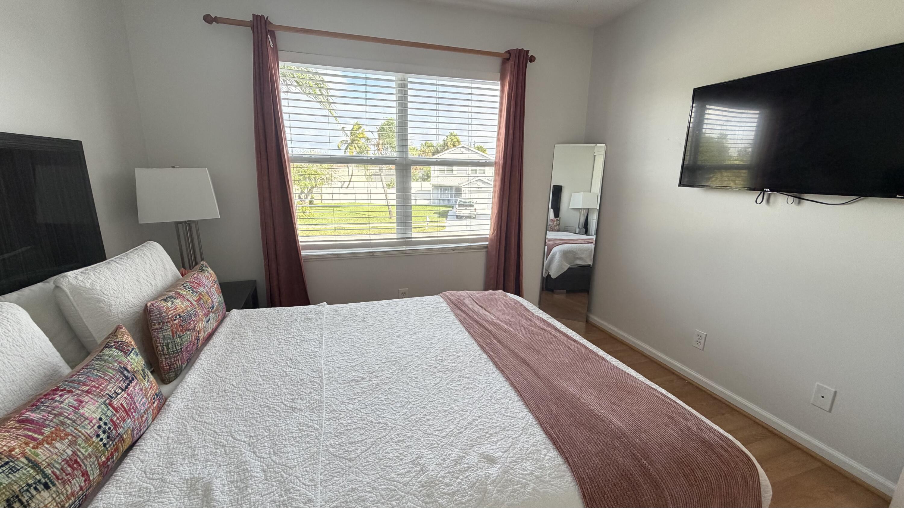 PALM CLUB WEST VILLAGE 2 - Residential