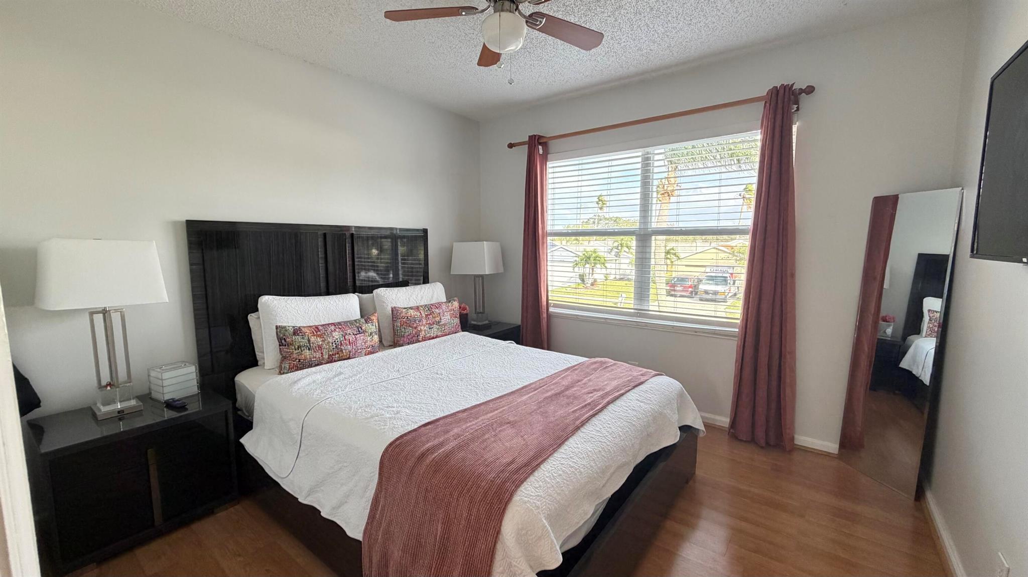 PALM CLUB WEST VILLAGE 2 - Residential