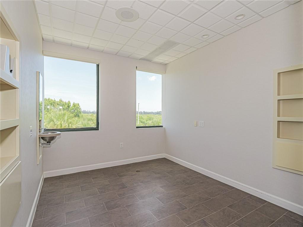 3755 7th Terrace 303 Suite B