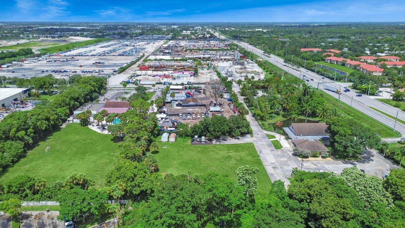 PALM BEACH FARMS CO 3 - Land