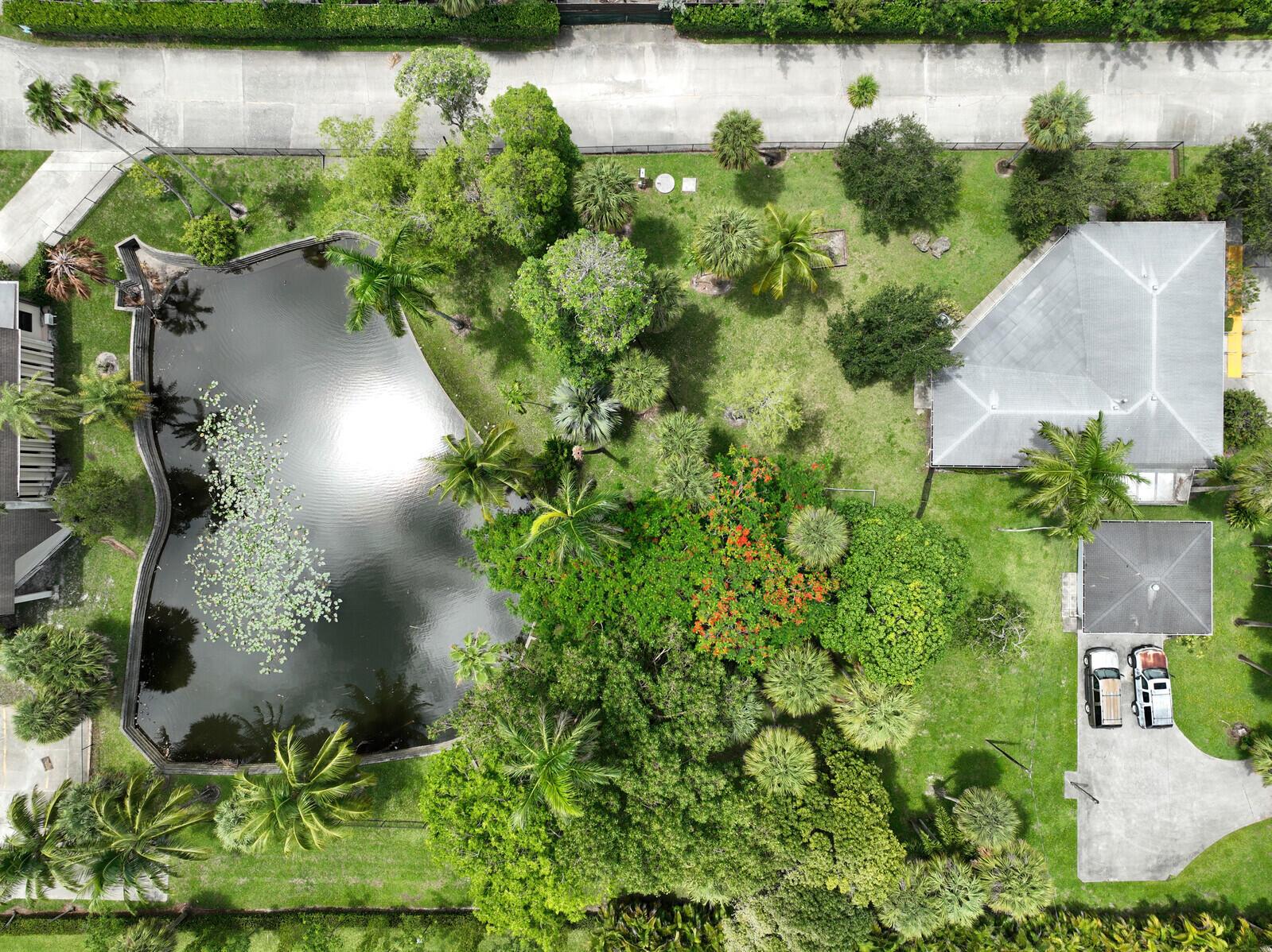 PALM BEACH FARMS CO 3 - Commercial Sale