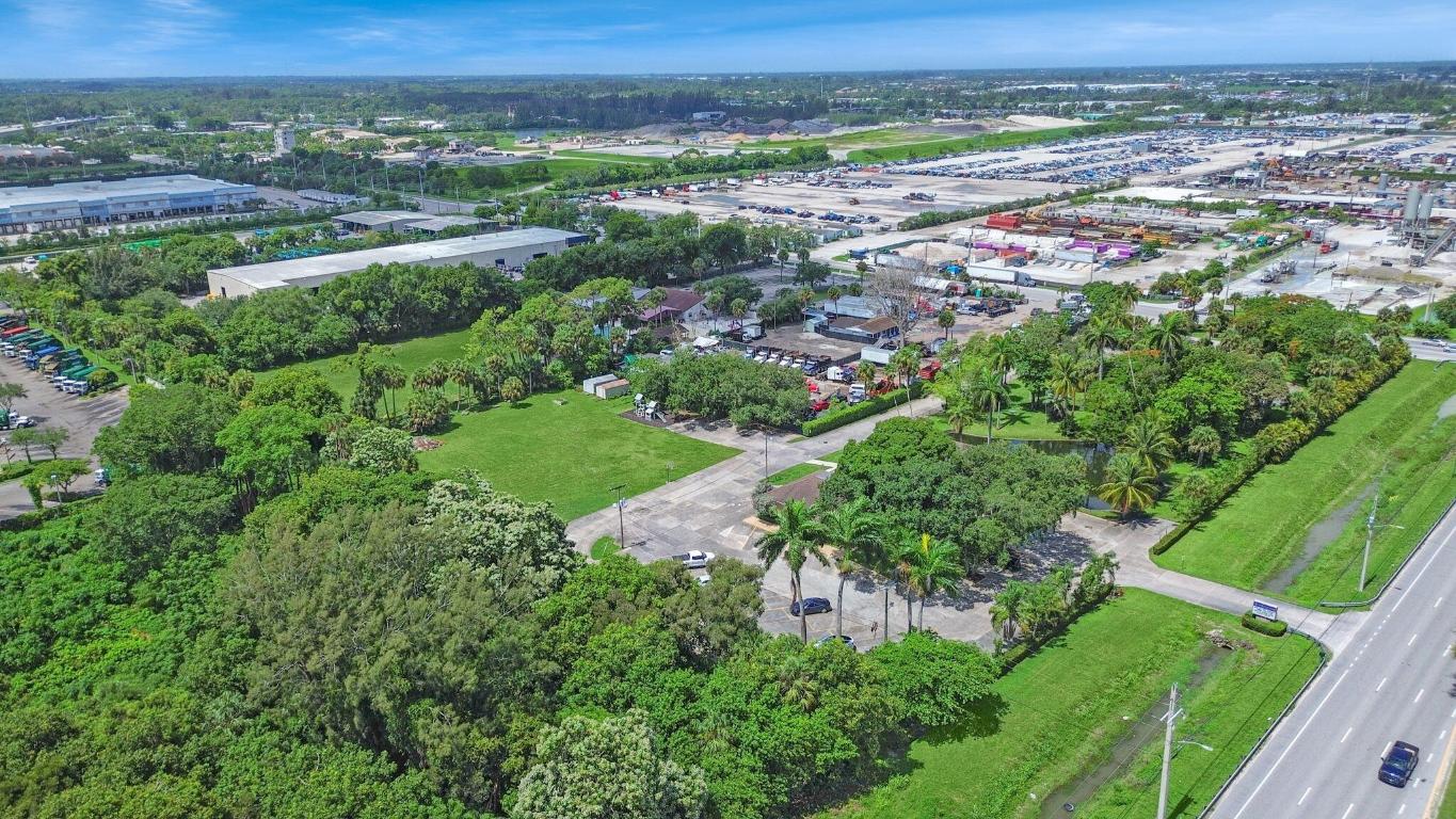 PALM BEACH FARMS CO 3 - Land