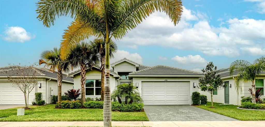 Photo of 11980 SW Wood Stork Way, Port Saint Lucie, FL 34987 (MLS # R10775464)