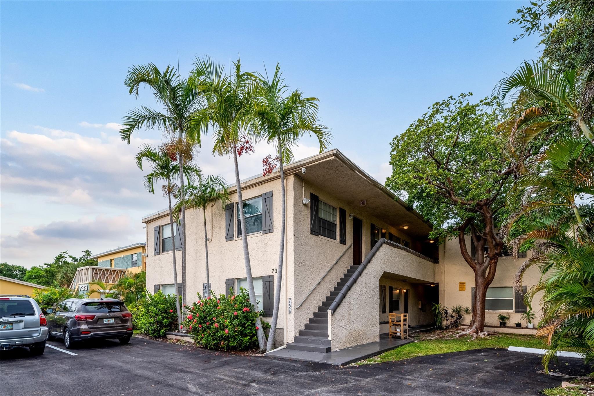 VICTORIA PARK - Residential Lease