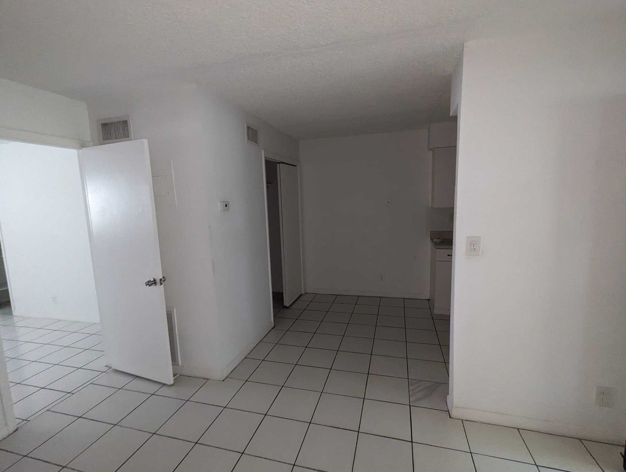 VICTORIA PARK - Residential Lease