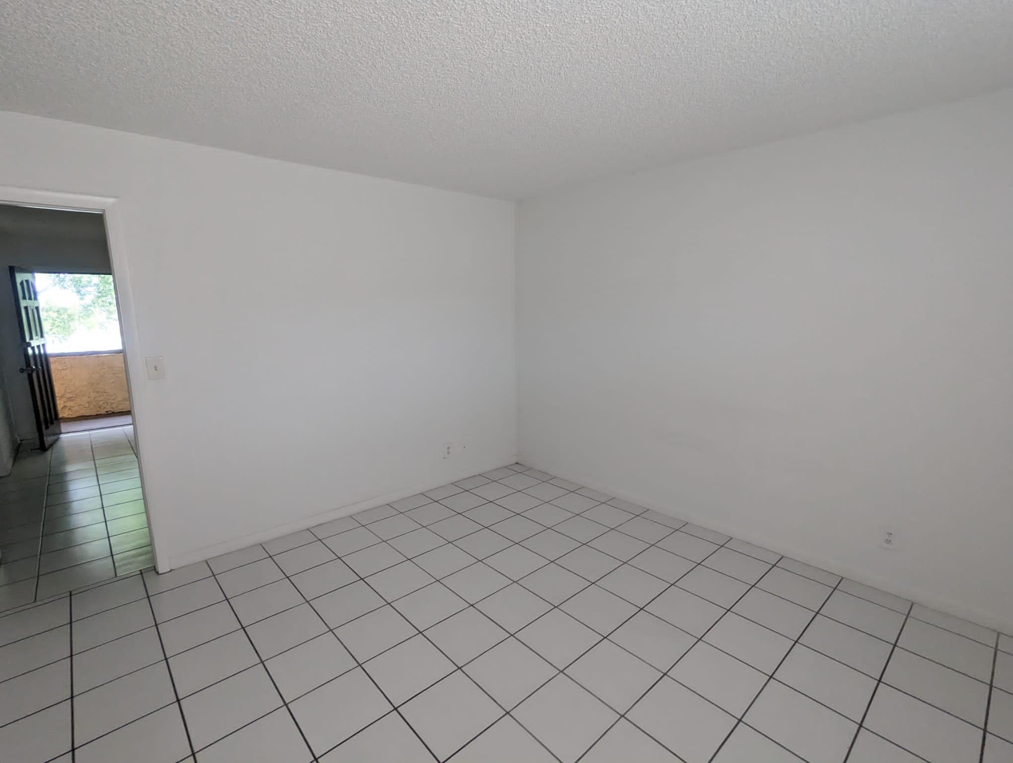 VICTORIA PARK - Residential Lease