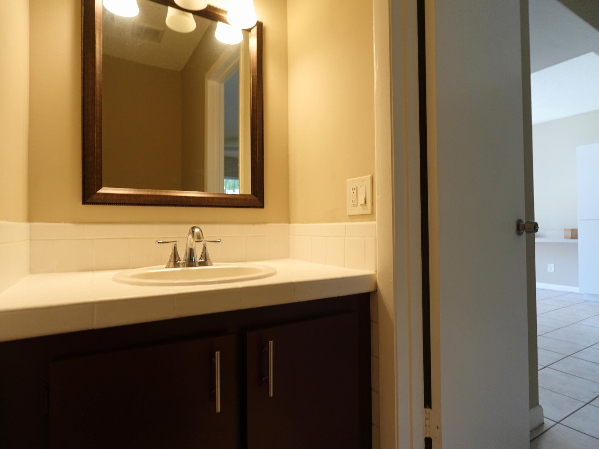 TAM OSHANTER GARDENS FAMILY - Residential