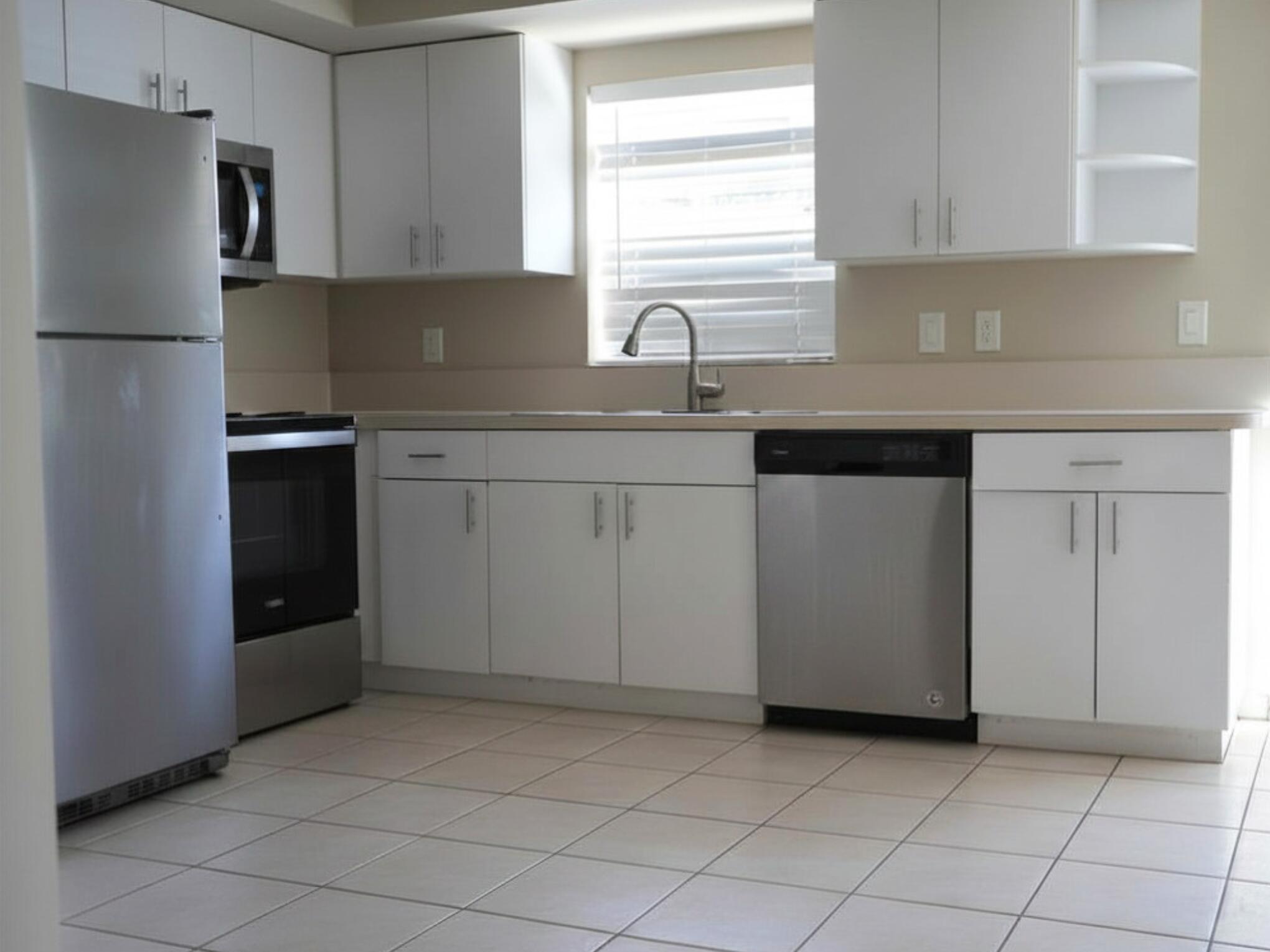 TAM OSHANTER GARDENS FAMILY - Residential