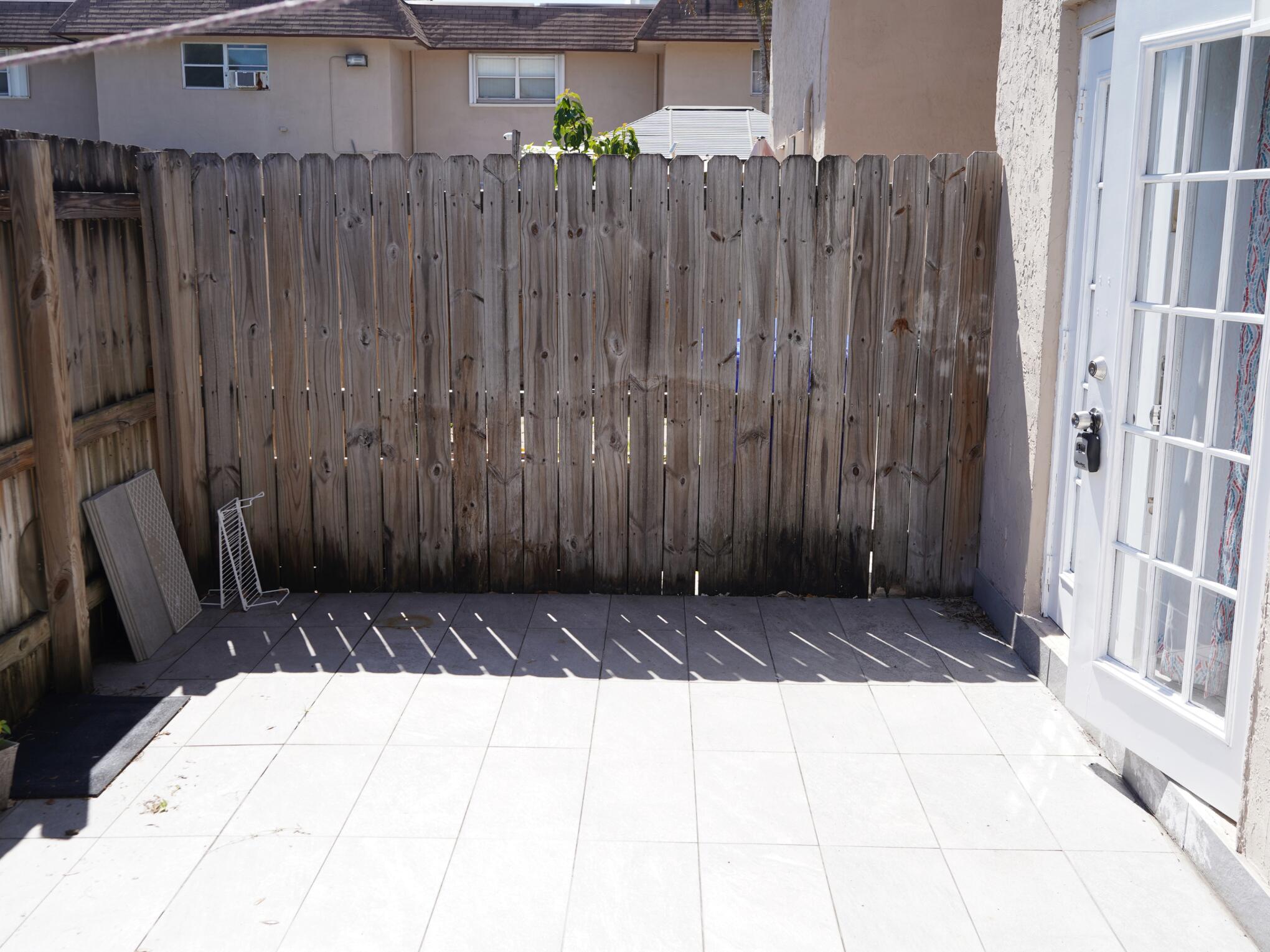 TAM OSHANTER GARDENS FAMILY - Residential