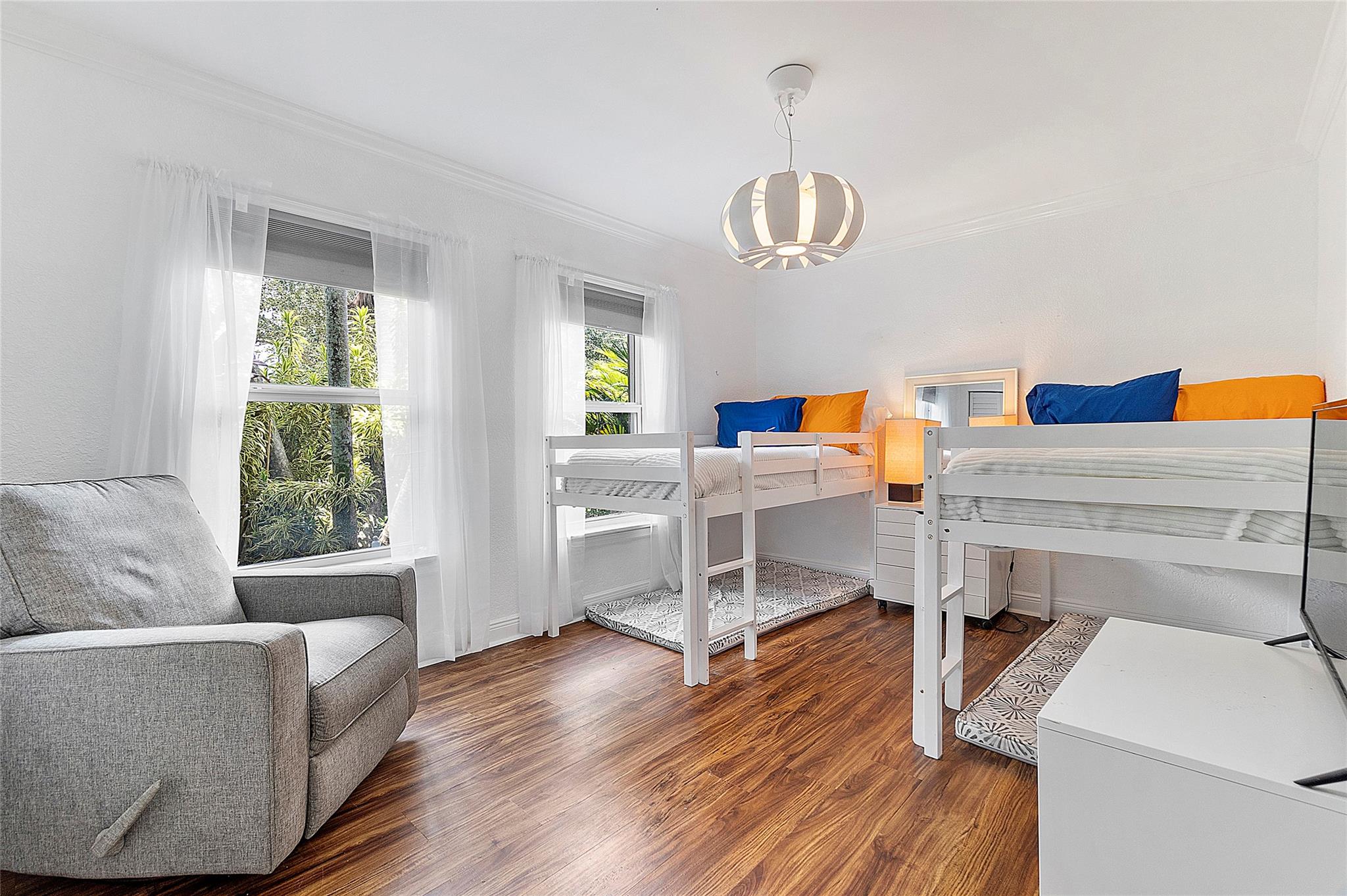MAPLEWOOD - Residential