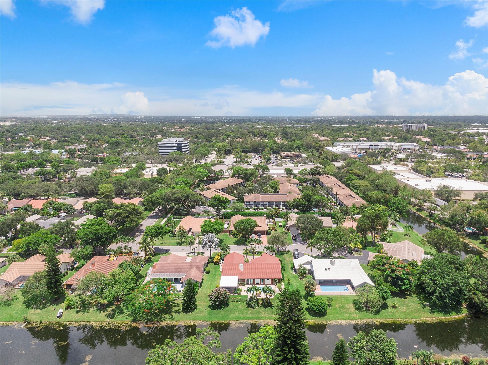MAPLEWOOD - Residential