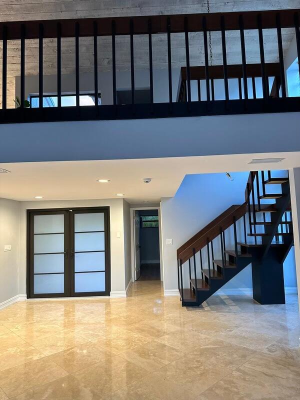 Colonnade - Residential Lease