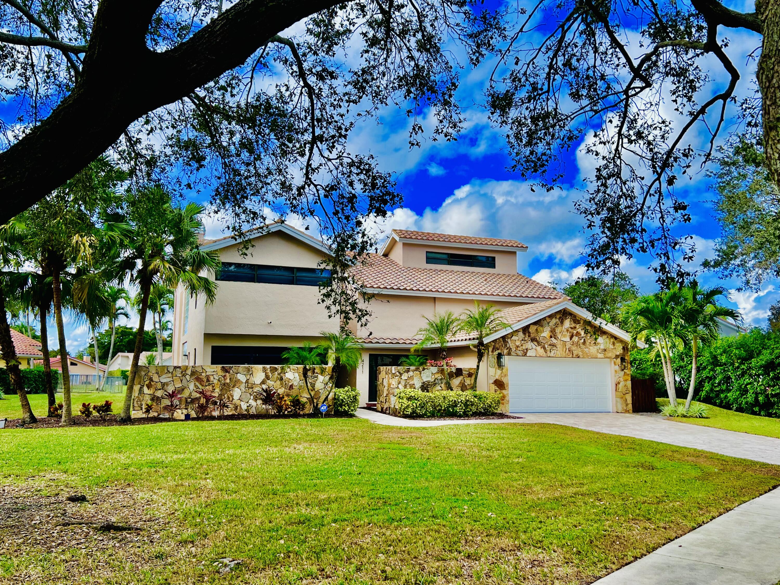 Colonnade - Residential Lease