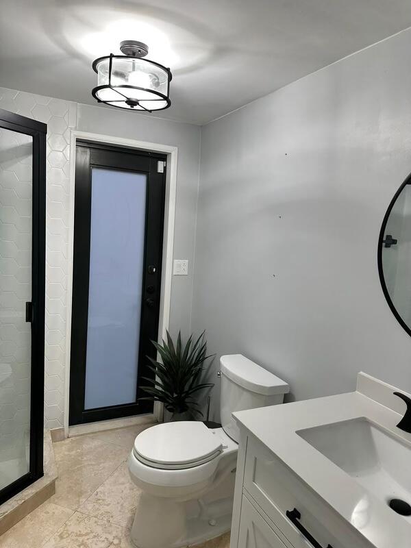 Colonnade - Residential Lease