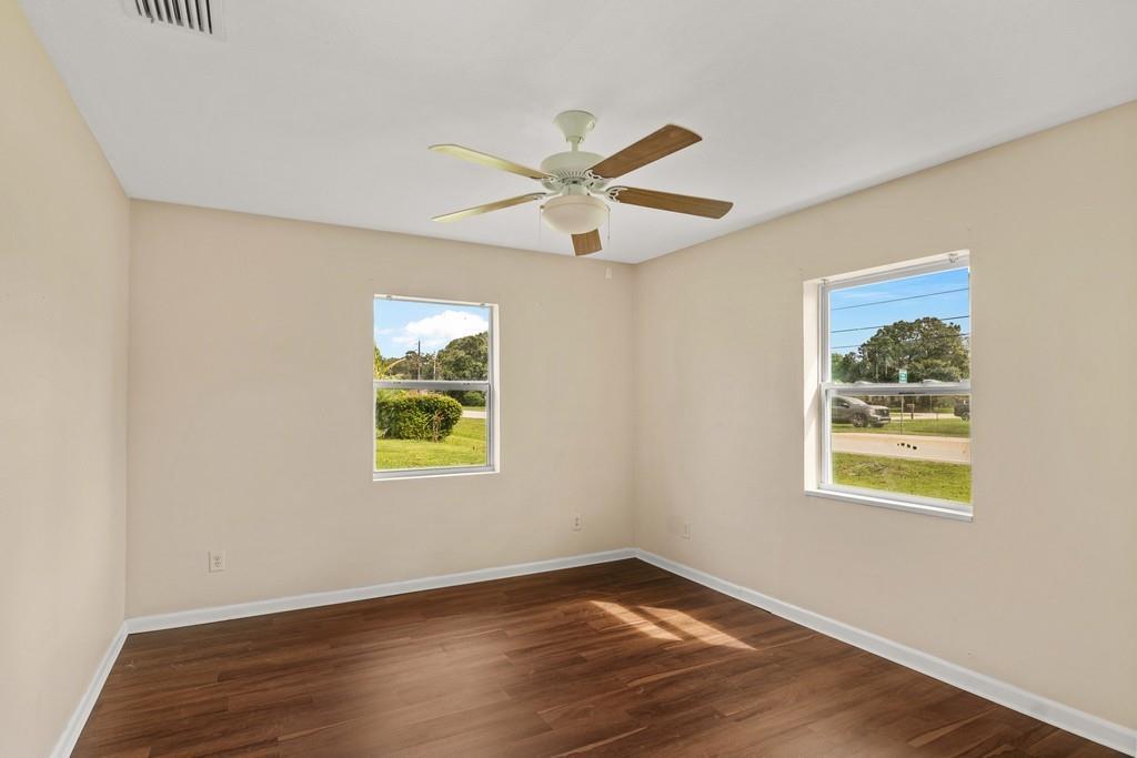 CRYSTAL SANDS - Residential